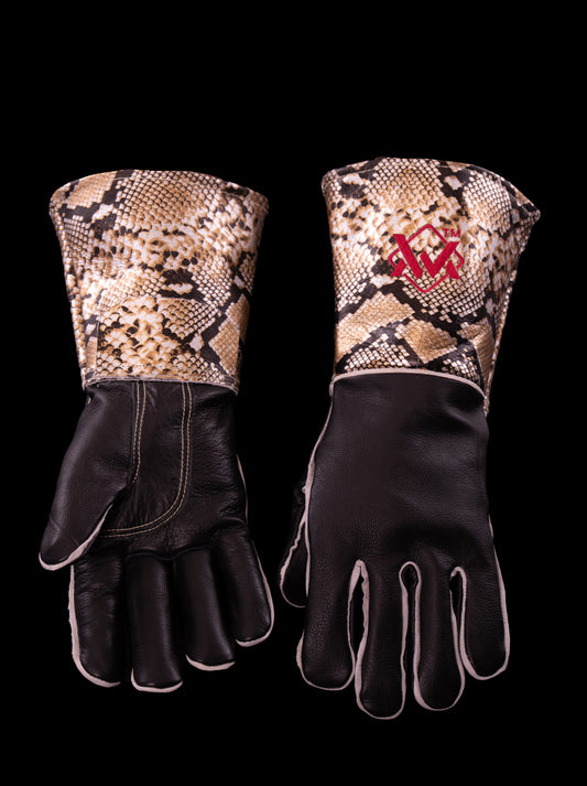 Snake Weldher x WeldingMagician